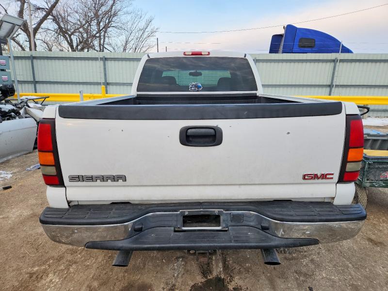 Photo 6 from auction – 2004 GMC NEW SIERRA with VIN 2GTEC19V641183805