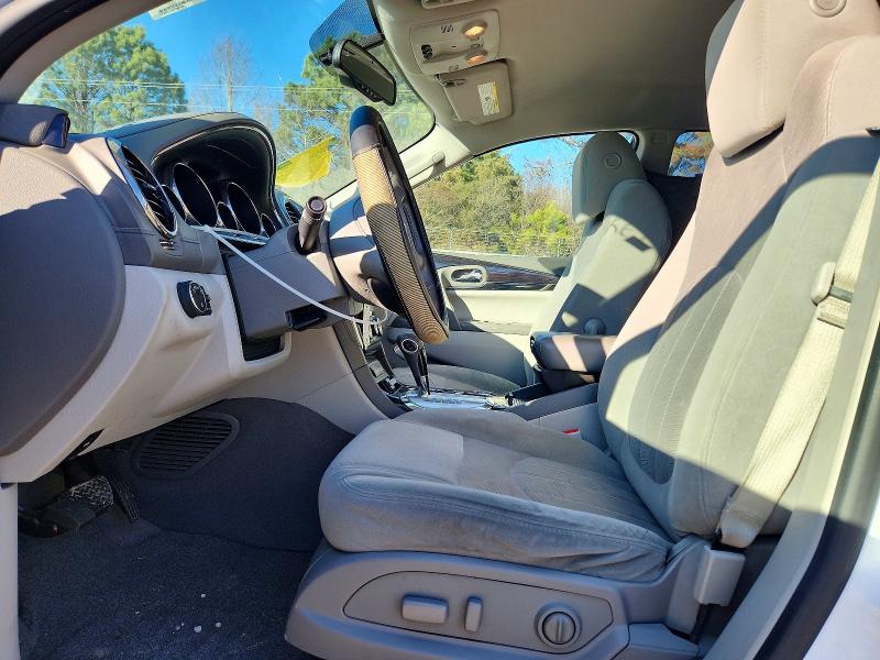 Фото 7 с аукциона – 2017 BUICK ENCLAVE с VIN 5GAKRAKD0HJ350546
