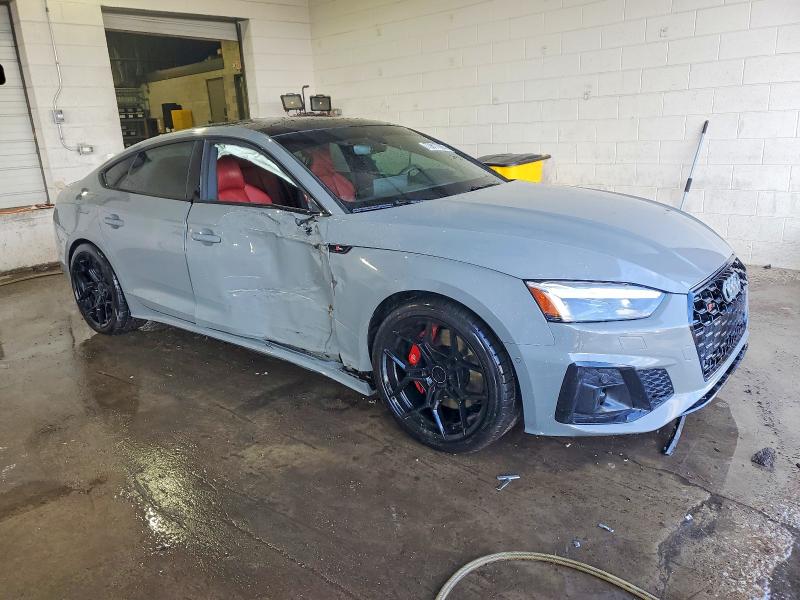 Photo 4 from auction – 2022 AUDI S5 PRESTIG with VIN WAUB4CF5XNA015458