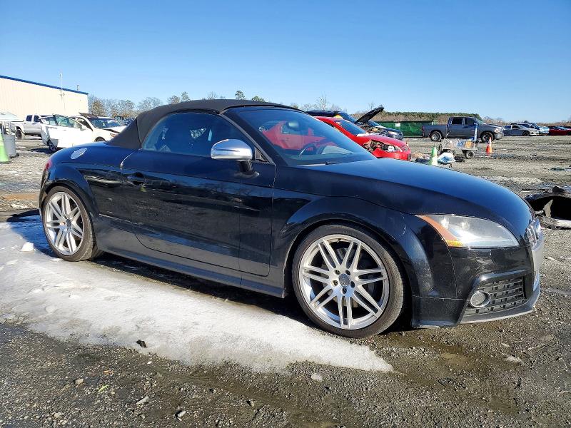 Снимка 4 от търг – 2009 AUDI TTS с VIN TRUWF38J491016593