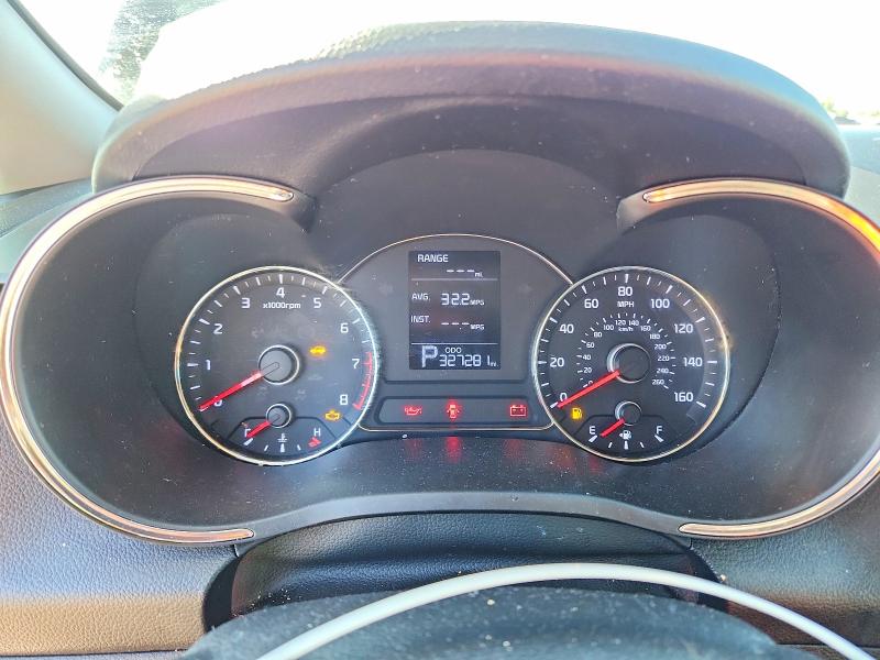 Photo 9 from auction – 2016 KIA FORTE with VIN KNAFK4A63G5487039