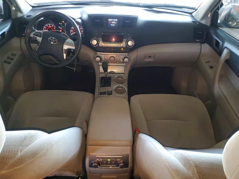 Photo 8 from auction – 2012 TOYOTA HIGHLANDER with VIN 5TDZK3EH6CS056253