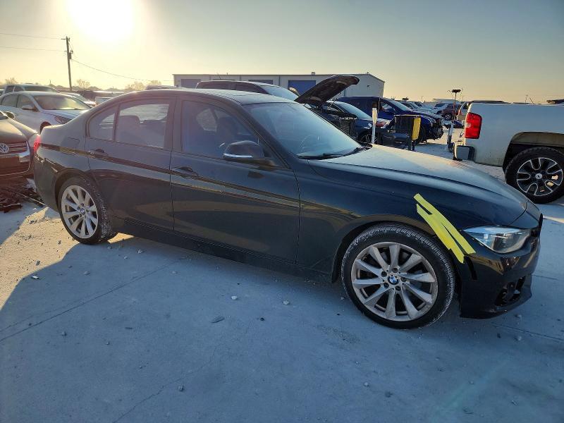 Photo 4 from auction – 2018 BMW 320 with VIN WBA8E1G5XJNU90492