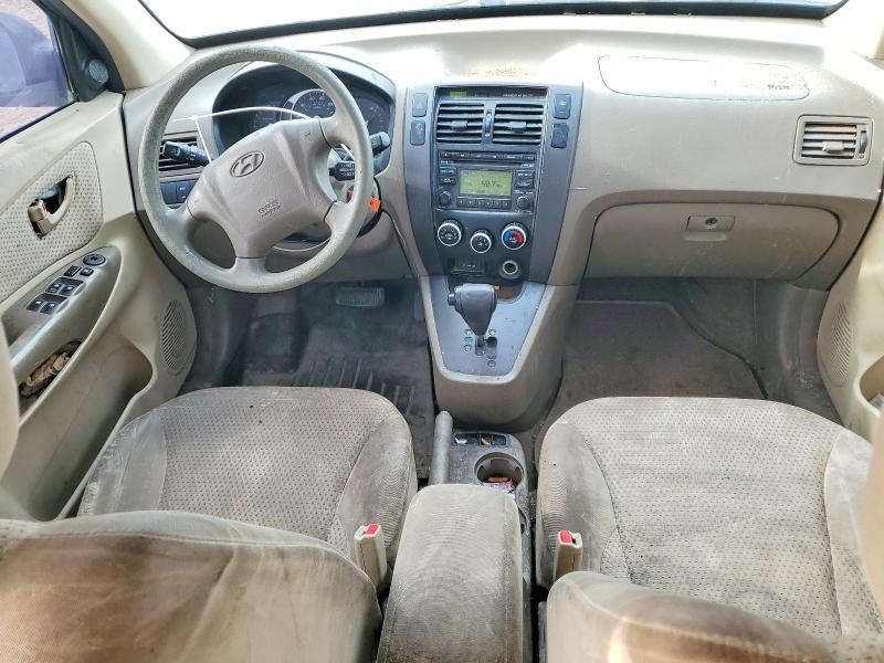 Photo 8 from auction – 2009 HYUNDAI TUCSON with VIN KM8JM12B59U113456