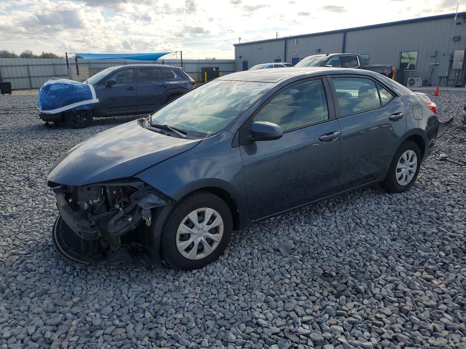 TOYOTA COROLLA 2015 with VIN 2T1BPRHE1FC335114 - Photo from auction
