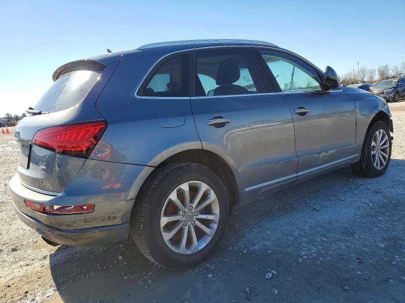 Photo 3 from auction – 2017 AUDI Q5 PREMIUM with VIN WA1C2AFP8HA020000