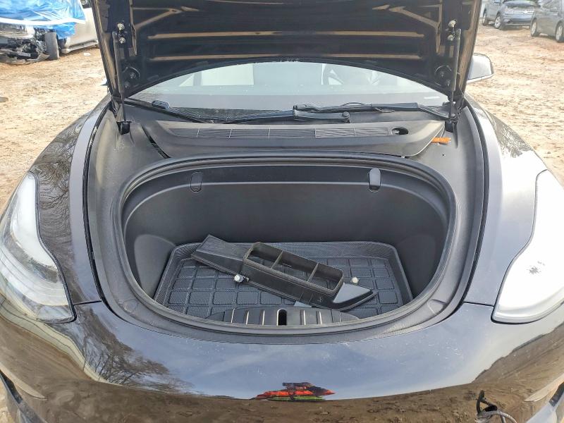 Photo 11 from auction – 2018 TESLA MODEL 3 with VIN 5YJ3E1EB6JF100377