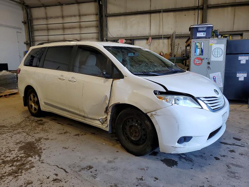 Photo 4 from auction – 2015 TOYOTA SIENNA with VIN 5TDKK3DC9FS606654