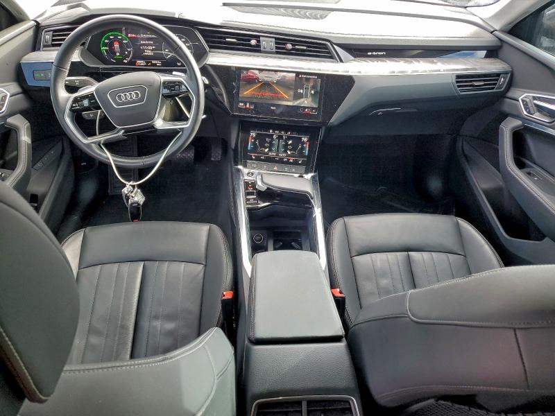 Photo 8 from auction – 2022 AUDI E-TRON PRE with VIN WA1AAAGE5NB032778