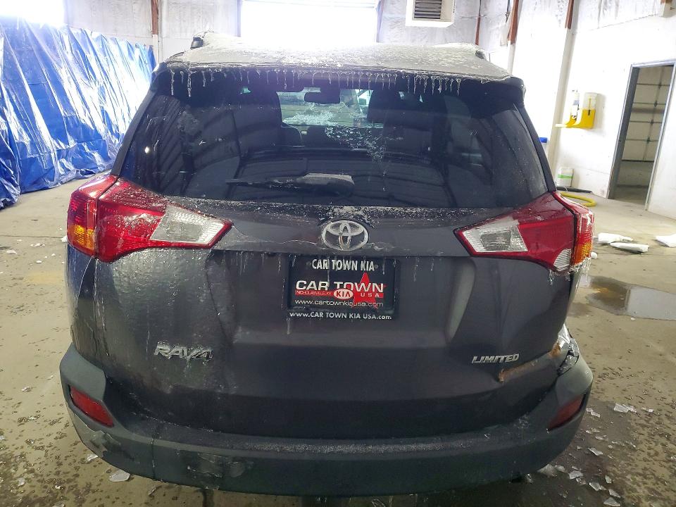 Photo 6 from auction – 2015 TOYOTA RAV4 with VIN 2T3YFREV6FW226770