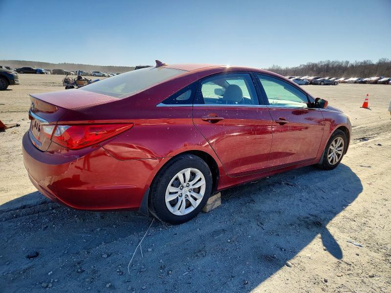 Photo 3 from auction – 2011 HYUNDAI SONATA with VIN 5NPEB4ACXBH276417