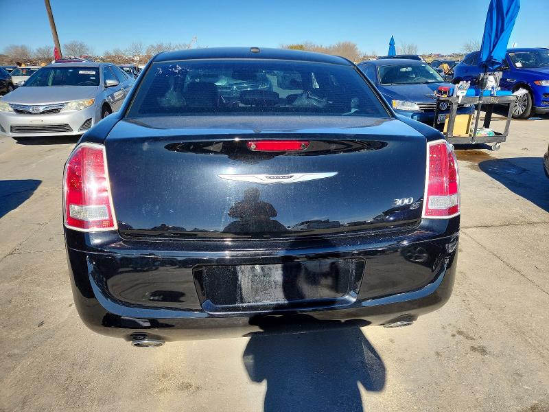 Photo 6 from auction – 2014 CHRYSLER 300 S with VIN 2C3CCABGXEH143114