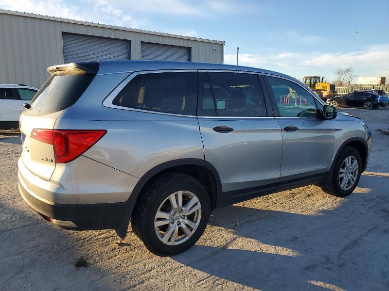 Photo 3 from auction – 2018 HONDA PILOT LX with VIN 5FNYF6H17JB044694