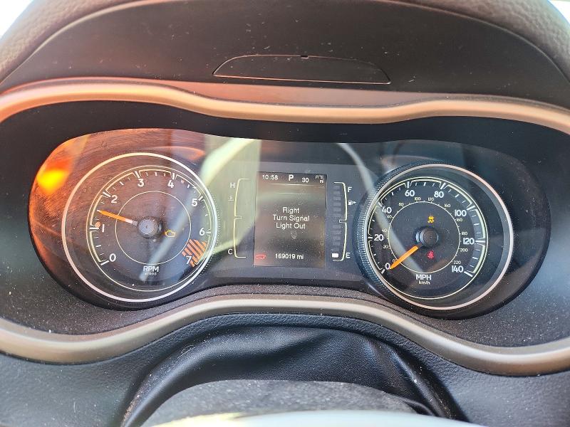 Photo 9 from auction – 2015 JEEP CHEROKEE with VIN 1C4PJMCB1FW665415