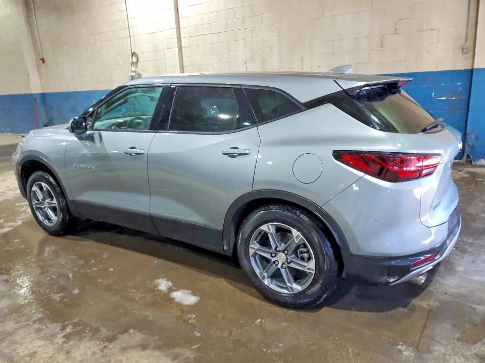 Photo 2 from auction – 2023 CHEVROLET BLAZER 2LT with VIN 3GNKBCR44PS225879
