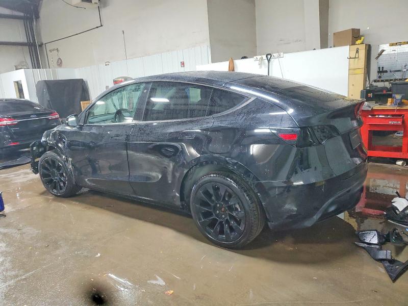 Photo 2 from auction – 2020 TESLA MODEL Y with VIN 5YJYGDEE2LF045912