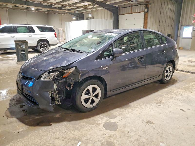 TOYOTA PRIUS 2013 z numerem VIN JTDKN3DU8D1616263 - Zdjęcie z aukcji