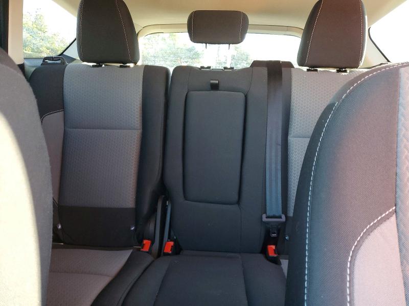 Photo 10 from auction – 2018 FORD ESCAPE SE with VIN 1FMCU0GD1JUB97566