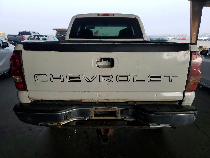 Photo 6 from auction – 2003 CHEVROLET SILVERADO with VIN 1GCHK29U83E326179
