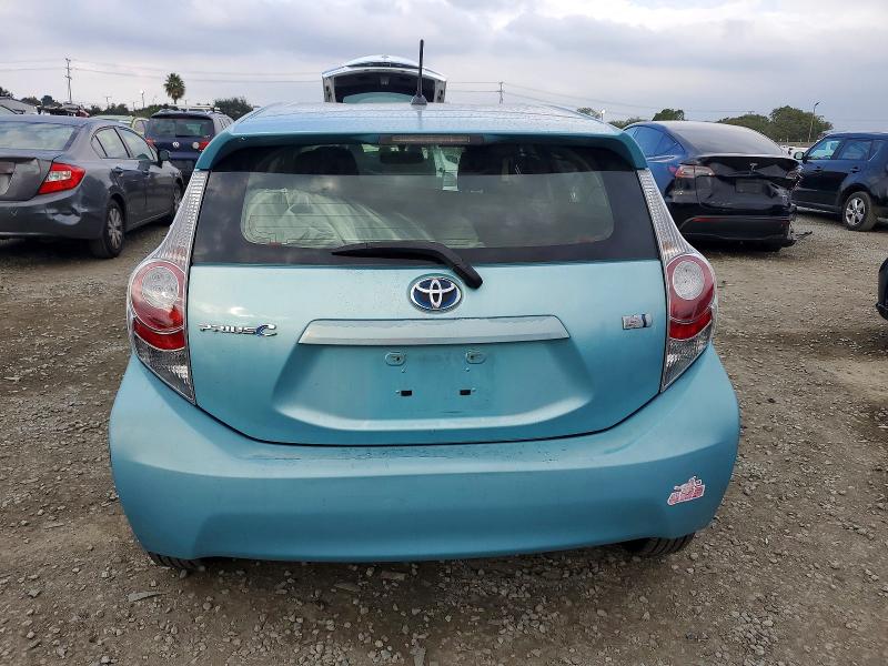 Photo 6 from auction – 2012 TOYOTA PRIUS C with VIN JTDKDTB38C1027130