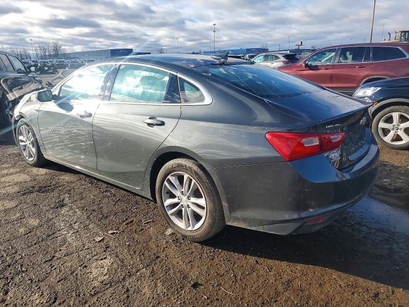 Photo 2 from auction – 2017 CHEVROLET MALIBU with VIN 1G1ZE5ST6HF208401