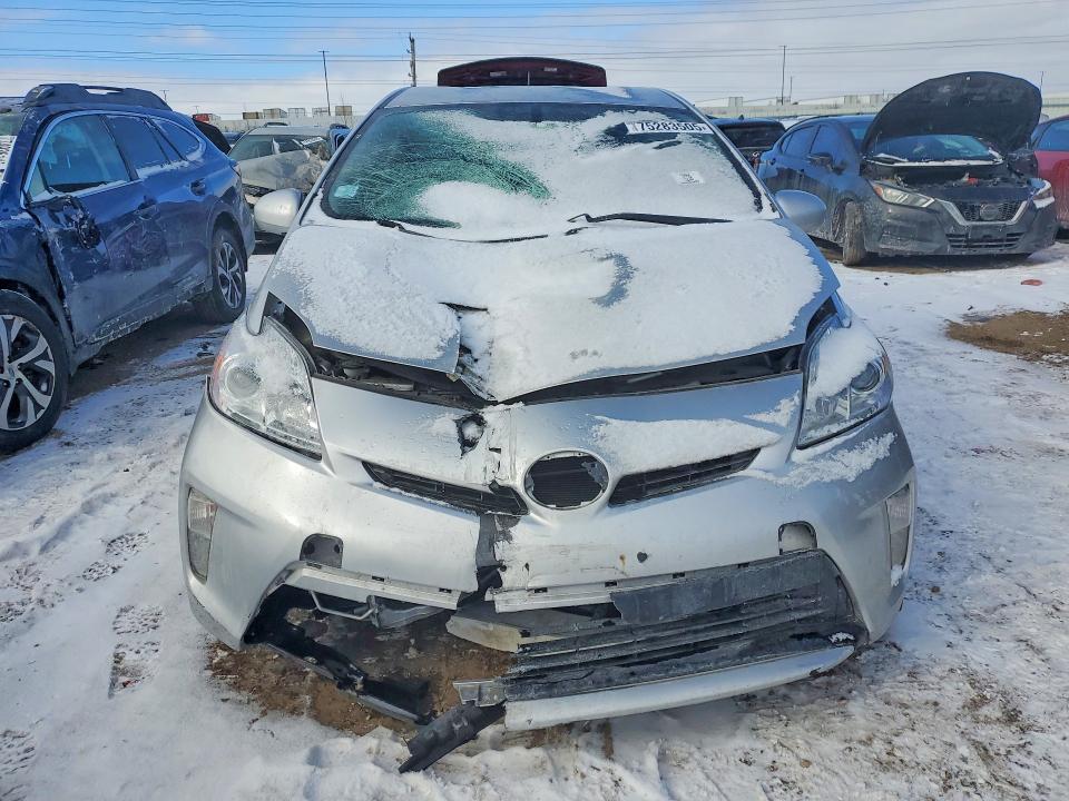 Photo 5 from auction – 2013 TOYOTA PRIUS with VIN JTDKN3DU7D1630705