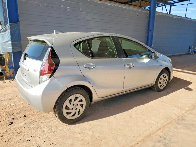 Photo 3 from auction – 2016 TOYOTA PRIUS C with VIN JTDKDTB33G1127142