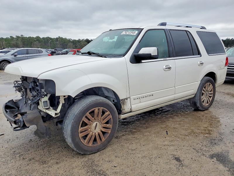 LINCOLN NAVIGATOR 2011 with VIN 5LMJJ2H54BEJ07807 - Photo from auction
