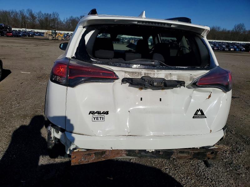 Photo 6 from auction – 2018 TOYOTA RAV4 ADVEN with VIN 2T3RFREV3JW734854