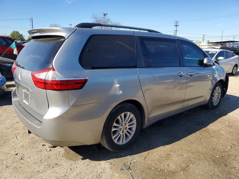 Photo 3 from auction – 2015 TOYOTA SIENNA XLE with VIN 5TDYK3DC7FS587161