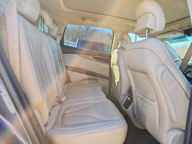 Photo 10 from auction – 2018 LINCOLN MKX RESERV with VIN 2LMPJ8LR2JBL40884