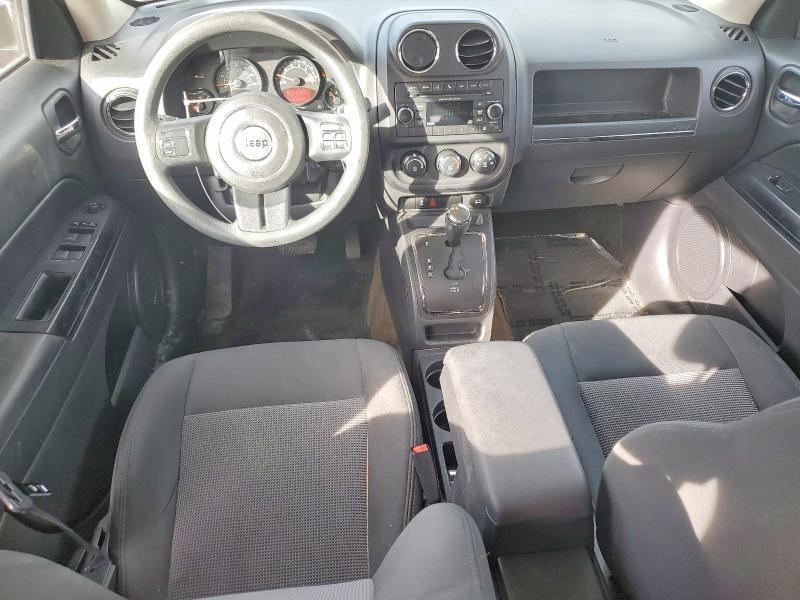 Photo 8 from auction – 2017 JEEP PATRIOT with VIN 1C4NJRBB1HD138804