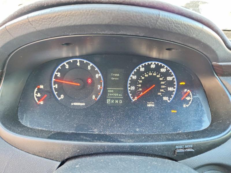 Photo 9 from auction – 2010 HYUNDAI AZERA GLS with VIN KMHFC4DF4AA459501