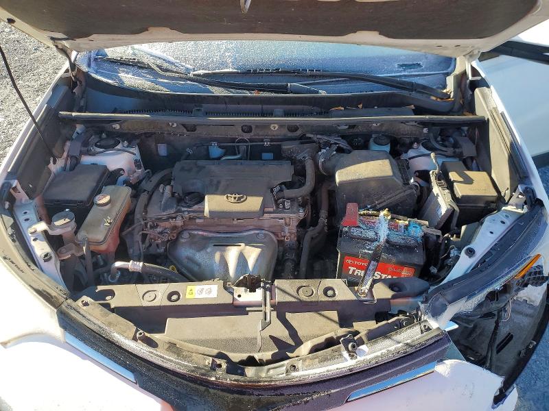 Photo 12 from auction – 2017 TOYOTA RAV4 XLE with VIN JTMWFREV7HJ115167