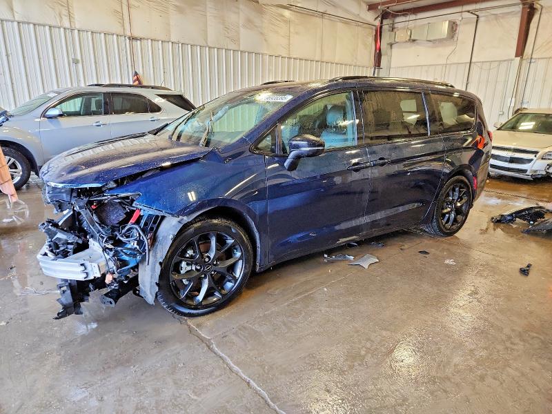 CHRYSLER PACIFICA T 2024 with VIN 2C4RC1BG4RR189799 - Photo from auction