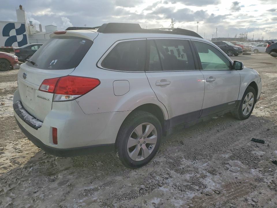 Photo 3 from auction – 2011 SUBARU OUTBACK with VIN 4S4BRCCCXB3415460
