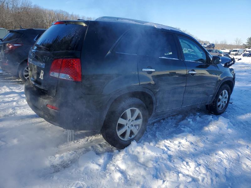 Photo 3 from auction – 2011 KIA SORENTO BA with VIN 5XYKTCA10BG111816