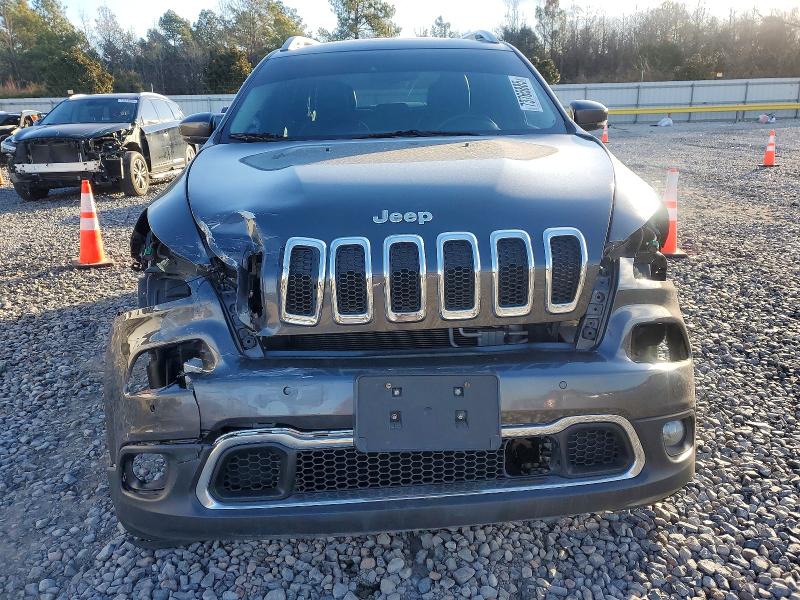 Photo 5 from auction – 2018 JEEP CHEROKEE L with VIN 1C4PJLDB1JD561570