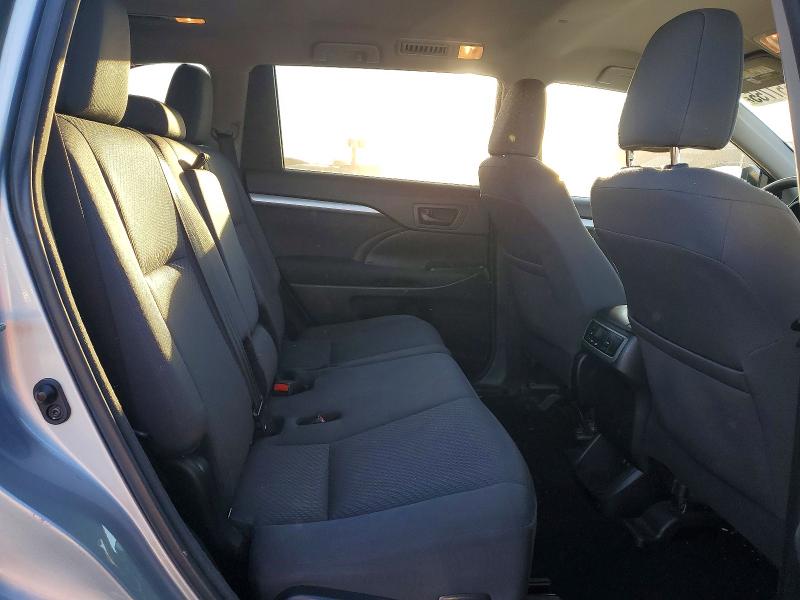 Photo 11 from auction – 2017 TOYOTA HIGHLANDER with VIN 5TDZZRFH0HS199977