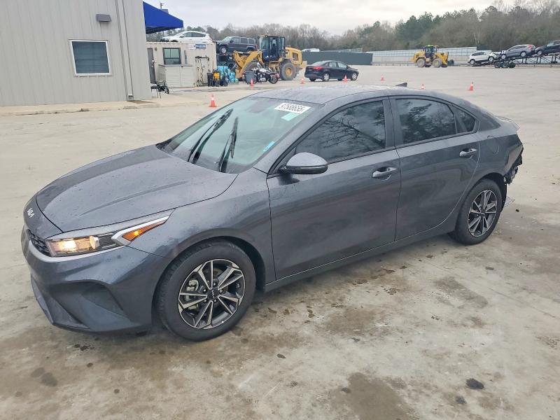 KIA FORTE 2024 with VIN 3KPF24AD5RE827705 - Photo from auction