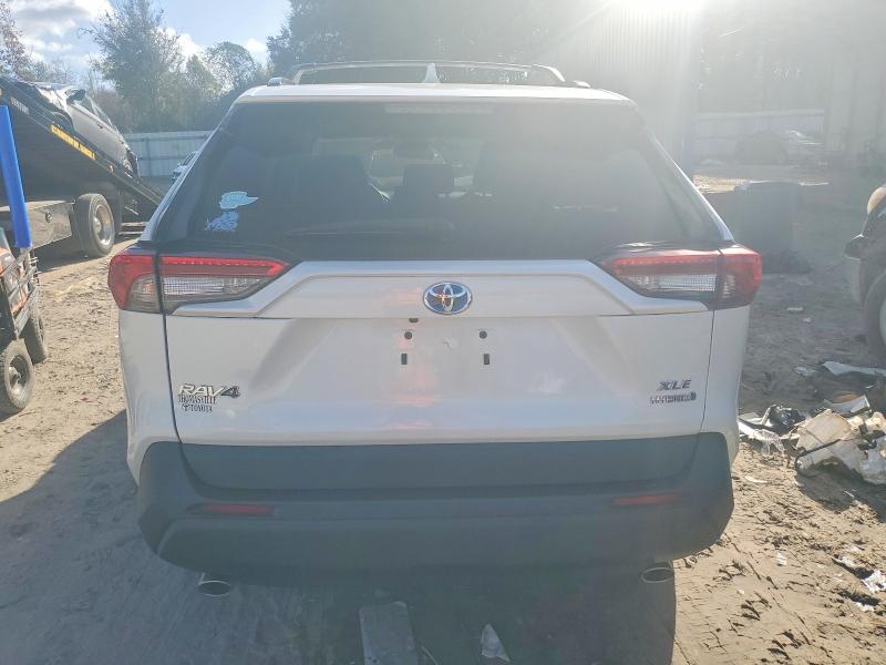 Photo 6 from auction – 2022 TOYOTA RAV4 XLE P with VIN 4T3B6RFVXNU073149