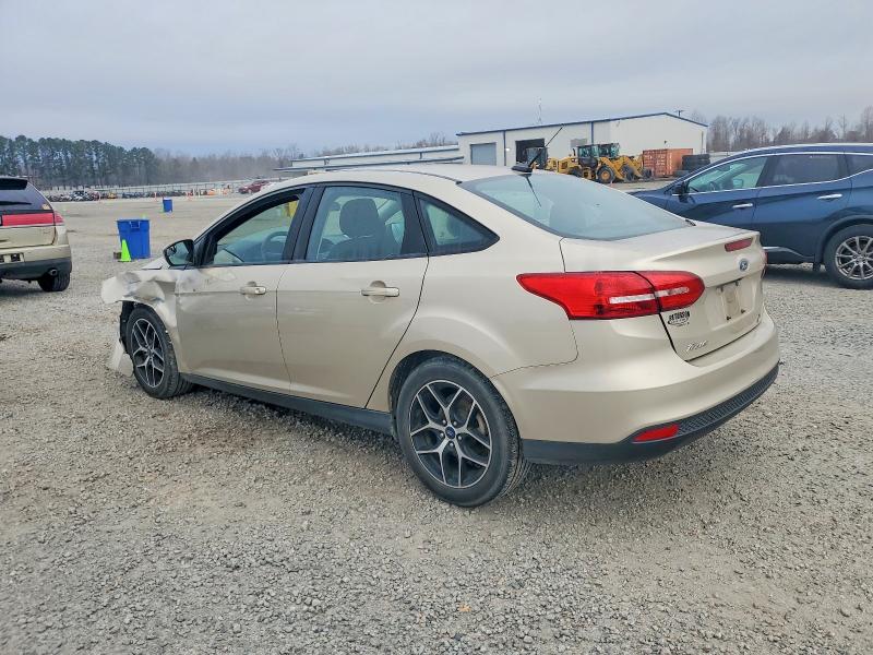 Photo 2 from auction – 2018 FORD FOCUS SE with VIN 1FADP3FE6JL307504