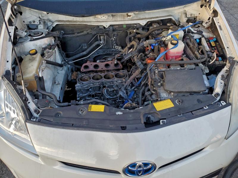 Photo 11 from auction – 2012 TOYOTA PRIUS with VIN JTDKN3DU8C5505588
