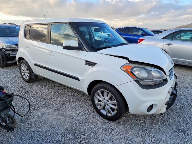 Photo 4 from auction – 2013 KIA SOUL with VIN KNDJT2A66D7513194