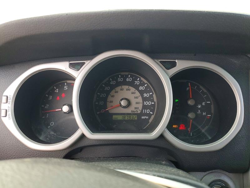 Foto 9 de la subasta – 2003 TOYOTA 4RUNNER SR con VIN JTEBU14R638003997
