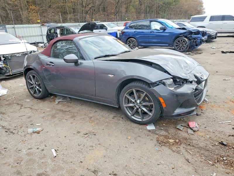 Photo 4 from auction – 2018 MAZDA MX-5 MIATA with VIN JM1NDAD72J0203268
