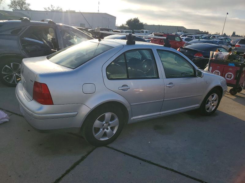 Photo 3 from auction – 2003 VOLKSWAGEN JETTA GLS with VIN 3VWSP69M33M028872