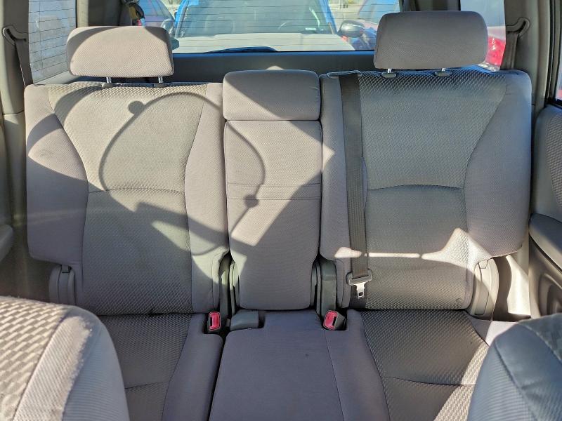 Photo 10 from auction – 2005 TOYOTA HIGHLANDER with VIN JTEDP21A250089492