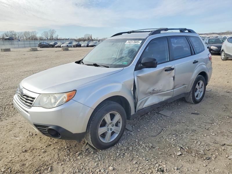 SUBARU FORESTER X 2010 with VIN JF2SH6BC4AH781301 - Photo from auction