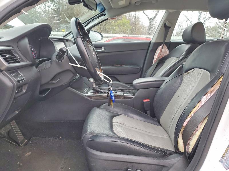 Photo 7 from auction – 2019 KIA OPTIMA with VIN 5XXGU4L12KG315897
